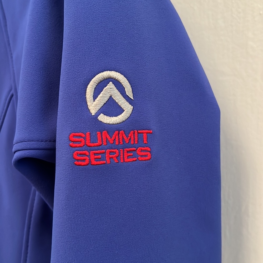 North Face Softshell Jacket - image 3